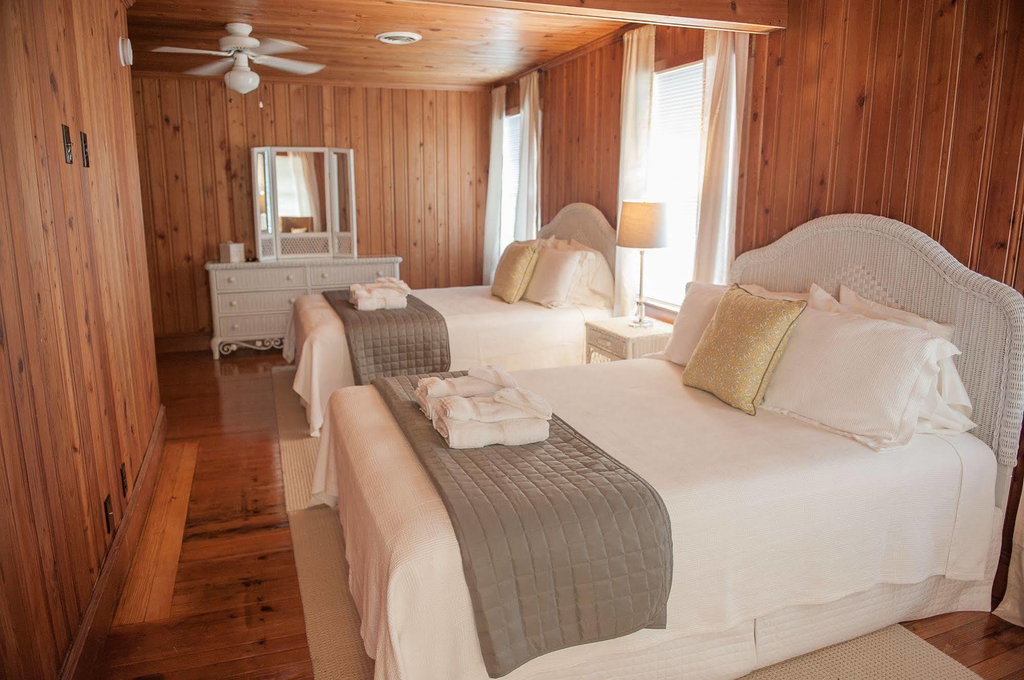 Cypress House Inn キルデビルヒルズ エクステリア 写真
